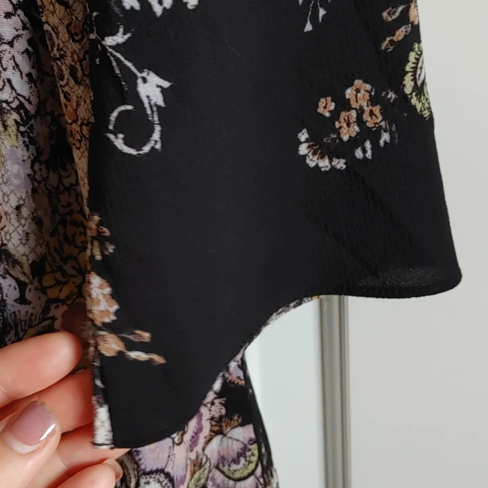 Exhilaration Stunning black and flower pattern dress long sleeve elastic Dress - Picture 12 of 12